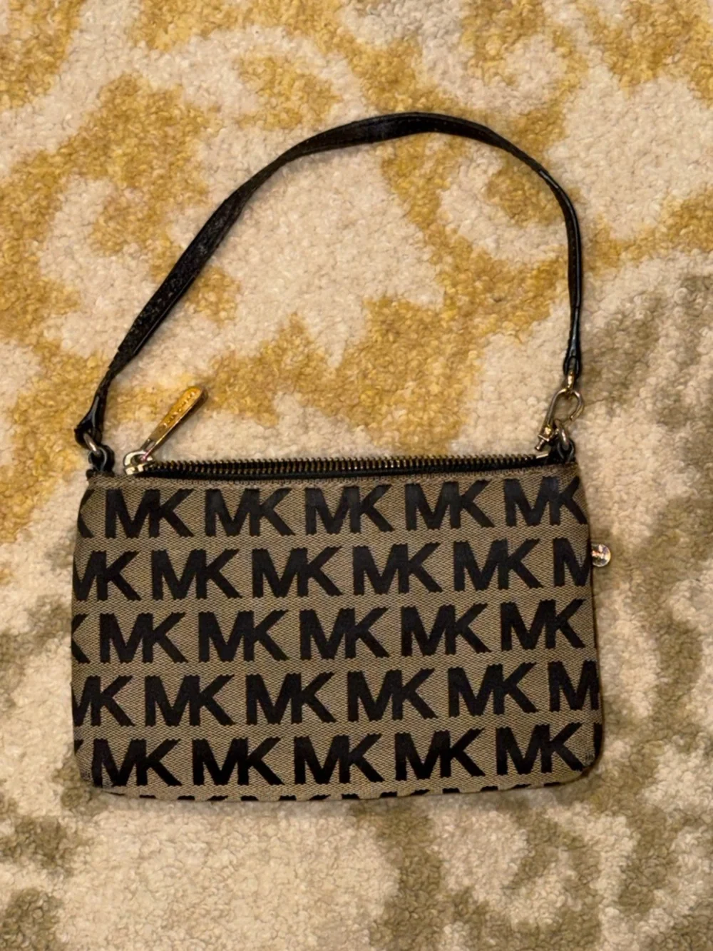 Michael Kors Black Logo & Beige/Tan Tote with Gold Accent and Matching Wristlet - Picture 9 of 16